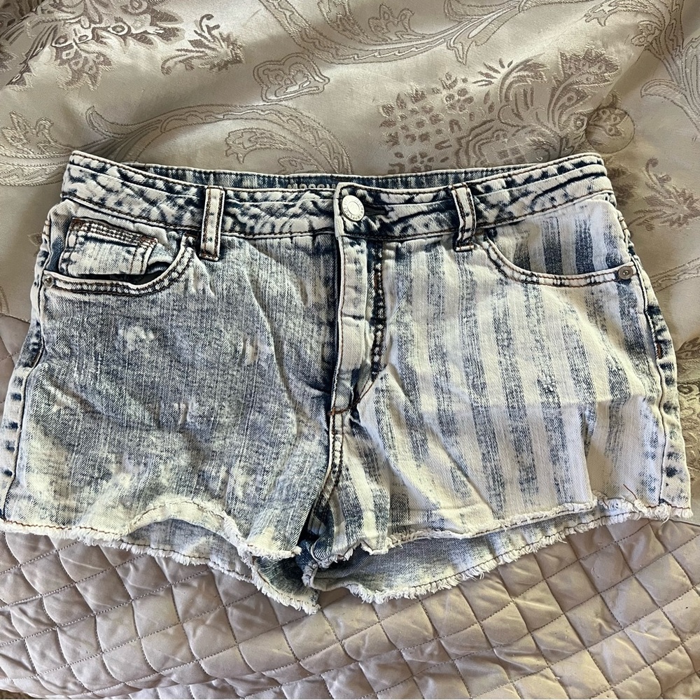 MOSSIMO High Rise Stars and Stripes Denim Shorts